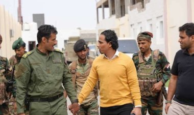 السقاف يلتقي قيادة قوات الحزام الأمني بالعاصمة عدن