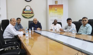 قيادة تربية ساحل حضرموت تشارك في اللقاء التعريفي ببرامج الجمعية العربية للروبوت والذكاء الاصطناعي ونشاطاتها عبر تقنية الزوم