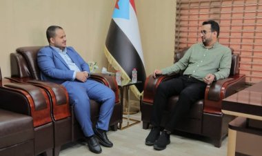 العولقي يلتقي مدير مكتب عدن لمركز ( ساوث 24) للأخبار والدارسات