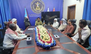 انتقالي وادي وصحراء حضرموت يطلع على نشاط إدارة نادي الأحقاف