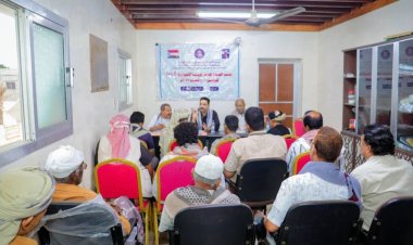 انتقالي غيل باوزير يشدد على ضرورة تحسين الأوضاع المعيشية للمواطنيين ومكافحة الفساد