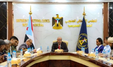الكثيري يترأس اجتماعًا موسعًا لقيادات انتقالي العاصمة عدن