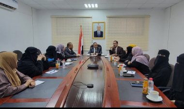 وزير الصناعة يناقش مع سيدات الأعمال تعزيز دور المرأة الريادي في تنمية الاقتصاد الوطني