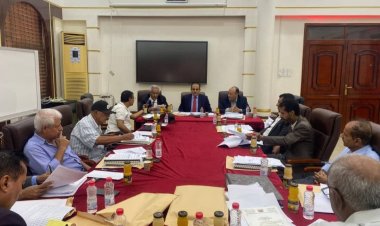 وزير الصحة يترأس اجتماعاً موسعاً لمجلس إدارة الهيئة العليا للأدوية