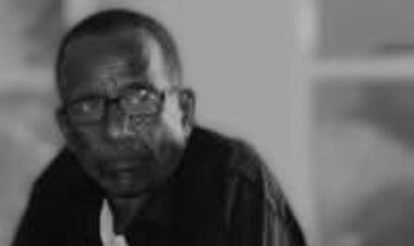 رئيس تنفيذية انتقالي حضرموت يعزي بوفاة العميد جمعان سالم المعشي