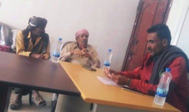 رئيس تنفيذية انتقالي أحور يلتقي عضو مجلس المستشارين الدكتور مبارك الحمصي