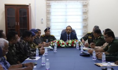 محافظ حضرموت يترأس الجلسة الختامية للقاء التشاوري السنوي لإدارة الأمن والشرطة بساحل حضرموت 2025م