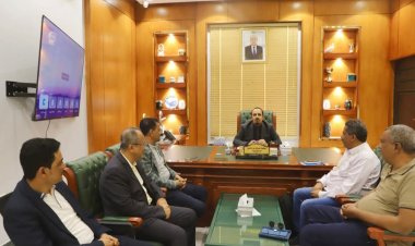 محافظ حضرموت يؤكد دعم جهود شركة بترومسيلة لتجاوز صعوباتها الحالية وضمان تطوير العمل بالشركة