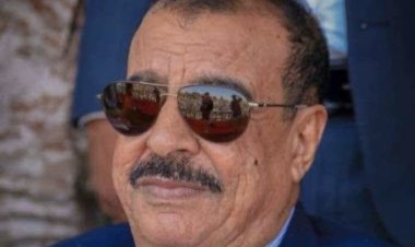 اللواء بن بريك يُعزّي في وفاة المحامي المناضل أحمد سالم هبيص