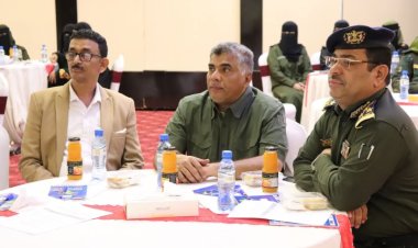 العميد المنهالي يشهد اجتماع المصادقة على الأطر التنظيمية لشبكة الشرطة النسائية ويؤكد اهتمام الإدارة بتأهيل قدرات العناصر النسائية