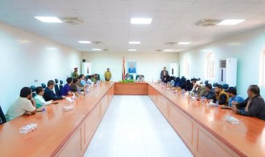 المحافظ بن الوزير يؤكد على الرسالة السامية للسلطة الرابعة ودورها المهني المسؤول