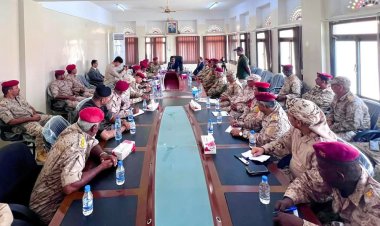 البحسني يرأس اجتماعًا بقادة الألوية ورؤساء الشعب والوحدات بالعسكرية الثانية ويطلع على جاهزية المستشفى العسكري والكتيبة الخاصة