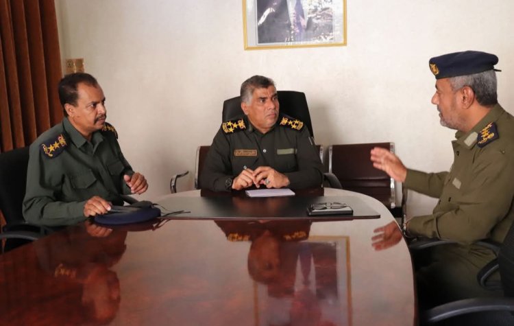 مدير الأمن والشرطة بساحل حضرموت يطّلع على الأوضاع الأمنية ومستجداتها بمديرية غيل باوزير