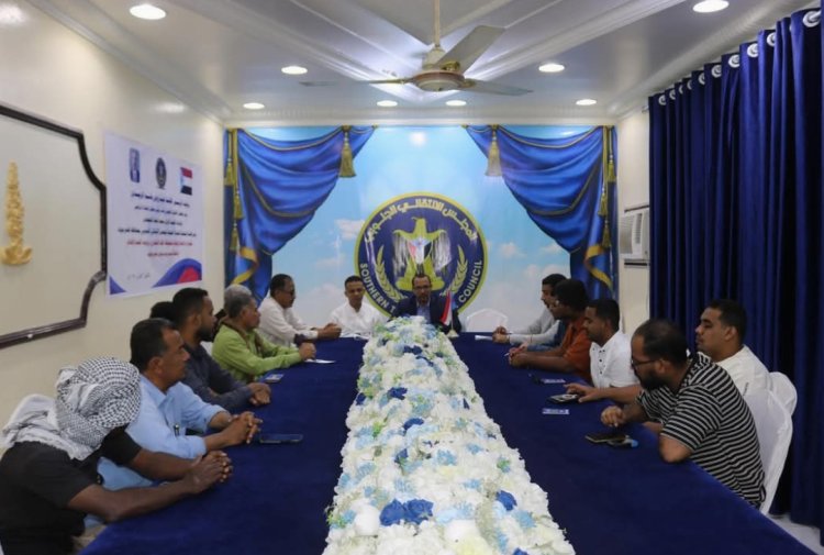 انتقالي حضرموت ينظم اللقاء التشاوري برؤساء أقسام الإعلام والثقافة بمديريات ساحل حضرموت