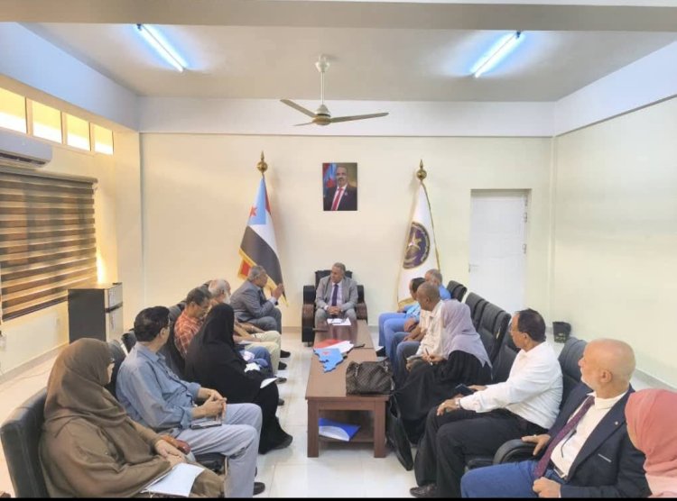 الربيزي يشيد بدور اللجان المجتمعية في خدمة الأمن والاستقرار بالعاصمة عدن