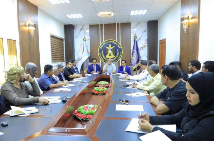 القائم بأعمال الأمين العام يعقد لقاءً بالهيئة التنفيذية لانتقالي العاصمة عدن