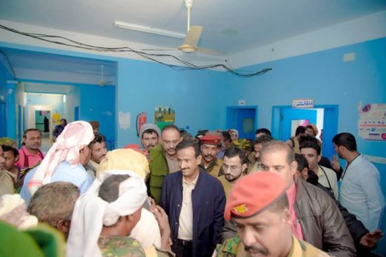 محافظ شبوة يتفقد الخدمات الطبية في مستشفى نصاب العام