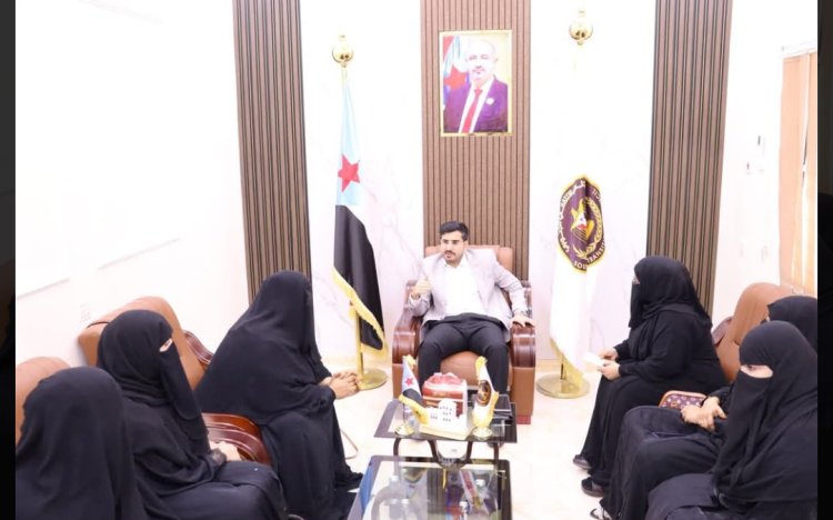 رئيس تنفيذية انتقالي المهرة يلتقي قيادة جمعية بناء المستقبل للسلام والتنمية بمديرية حوف