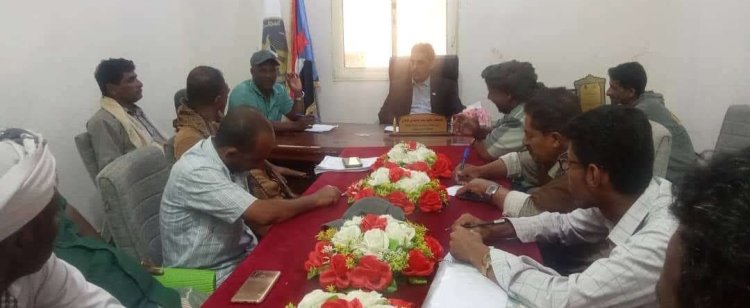 رئيس تنفيذية انتقالي سقطرى يلتقي اللجنة التحضيرية لورشة عمل "التغيير الديمغرافي"