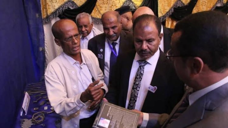مشاركة مؤسسة حضرموت لخدمة التراث تشارك في الخيمة التراثية للموتمر العلمي الدولي الأول لجامعة سيئون
