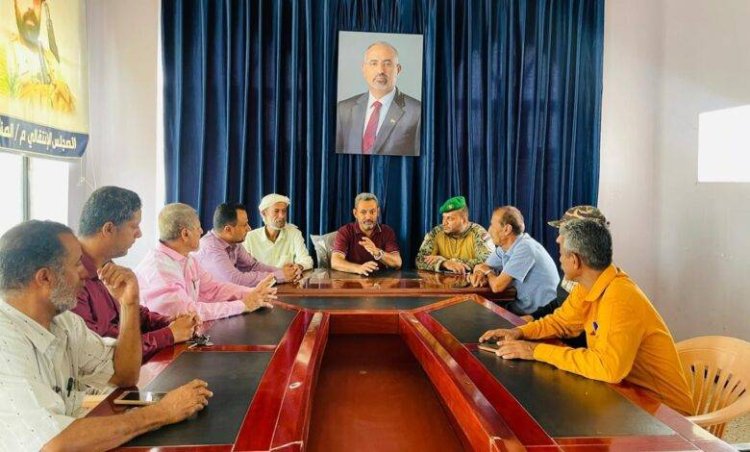 تنفيذية انتقالي المنصورة تناقش الوضع العام بالمديرية