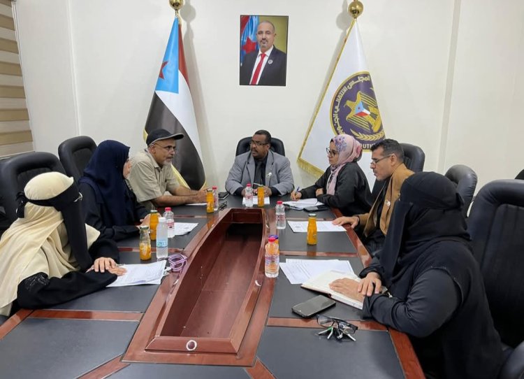 هيئة الإغاثة والأعمال الإنسانية تعقد اجتماعها الدوري وتناقش مستجدات العمل الإغاثي