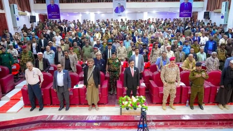 المحافظ بن الوزير يرعى الحفل التأبيني للمستشار الفقيد طالب محمد مهدي.