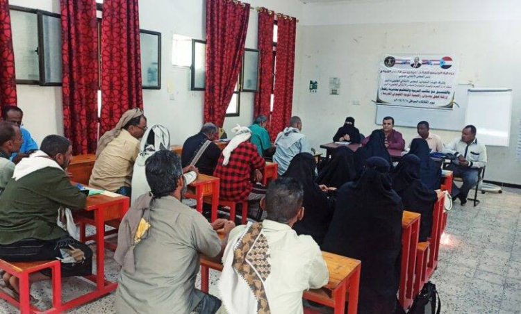 انتقالي أبين ينظم ورشة تدريبية حول دور الموجه المقيم في المدارس