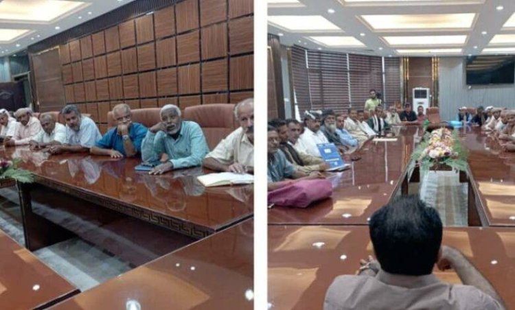 اجتماع للسلطة المحلية واللجان المجتمعية في مديرية خورمكسر لمناقشة قضايا مجتمعية والاستعداد لشهر رمضان