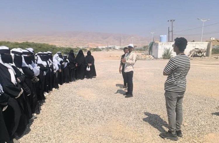 الهيئة العامة لحماية البيئة وصندوق النظافة والتحسين بساحل حضرموت يطلقان حملة تنظيف ميدانية لمحمية خور امبيخة