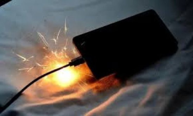 شاحن هاتف يقتل 5 أطفال في المغرب