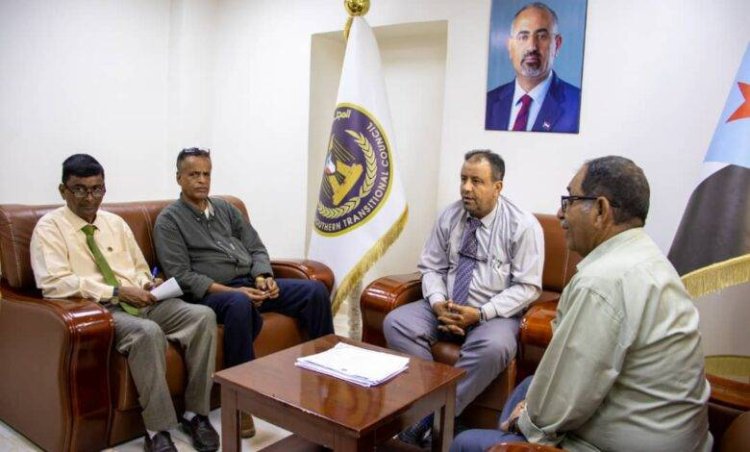 انتقالي العاصمة عدن يلتقي رئيس المنتدى الثقافي العدني