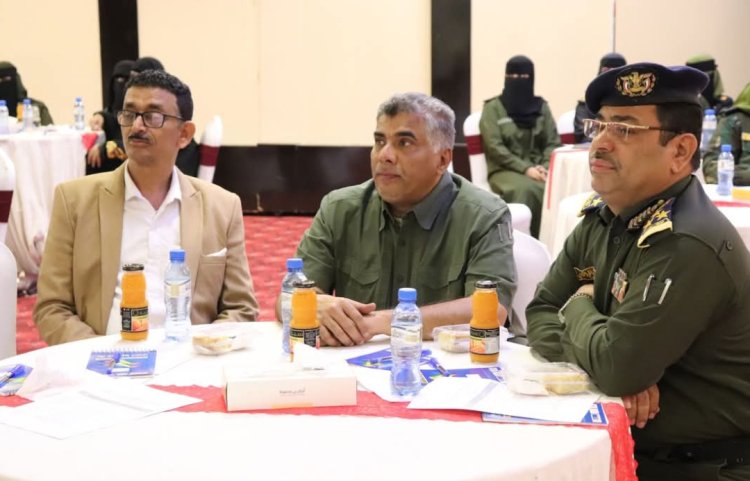 العميد المنهالي يشهد اجتماع المصادقة على الأطر التنظيمية لشبكة الشرطة النسائية ويؤكد اهتمام الإدارة بتأهيل قدرات العناصر النسائية