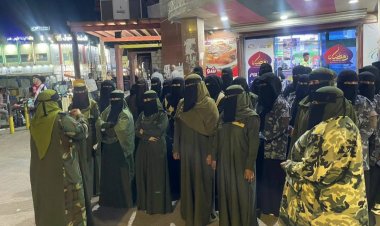 الشرطة النسائية بأمن ساحل حضرموت تنفذ البرنامج الرمضاني لحماية النساء والأطفال بالمكلا