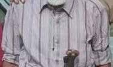 رئيس تنفيذية انتقالي شبوة يؤدي واجب العزاء لأسرة الشيخ أحمد الجحشه البوبكري