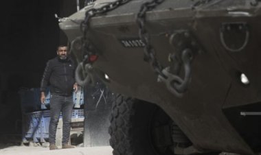 قوات الاحتلال تستقدم مدرعات عسكرية إلى طولكرم