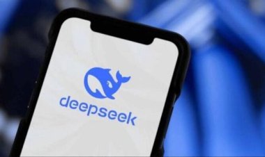 إدارة ترامب تبحث حظر تطبيق DeepSeek