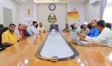 اجتماع بتربية ساحل حضرموت يناقش آلية تنفيذ نظام (حوسب)