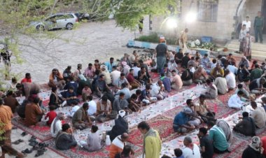 إدارة أمن المكلا و مركز شرطة روكب_بويش يقيما مائدة الإفطار الرمضاني الثالث بمناطق شرق المكلا