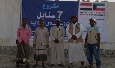 مدير عام المديرية يدشن مشروع 7 سنابل لتوزيع السلال الغذائية