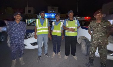 الأجهزة الأمنية بالشحر تواصل تنفيذ الخطة الأمنية خلال شهر رمضان  وتضاعف جهودها لتسهيل الحركة في الأسواق والخطوط المزدحمة