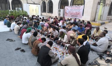 مستشفى الرابع والعشرين من إبريل العسكري بالمكلا يقيم مأدبة إفطار لمنتسبيه