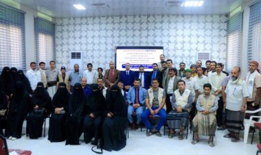 وزير الشؤون الاجتماعية والعمل يعقد لقاءً تشاورياً مع قيادات منظمات المجتمع المدني في شبوة