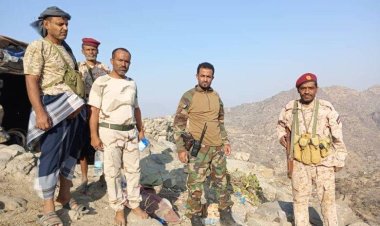 لحج.. الحزام الأمني بالمسيمير يسلم جبهة قرين لقوات اللواء الثاني حزم والمقاومة الجنوبية