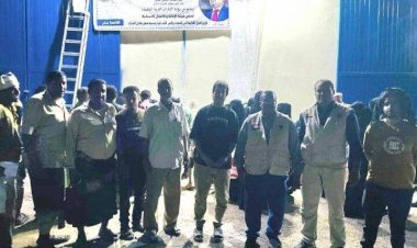 انتقالي العاصمة عدن يدشن توزيع السلة الغذائية لأسر الشهداء والأشد احتياجاً في عموم المديريات