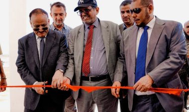 بتوجيهات الرئيس الزُبيدي.. وزير النقل يفتتح مطار جزيرة عبدالكوري بأرخبيل سقطرى