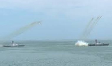 وزير الدفاع الروسي يتفقد تدريبات أسطول بحر قزوين