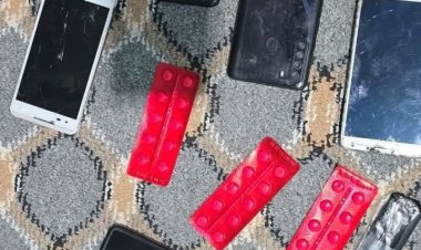 شرطة مديرية سيئون تضبط متهمين اثنين مروجين للمخدرات وآخر متهم بمحاولة سرقة محتويات سيارة.