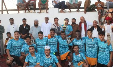 فريق نجوم السبره يتوج بطلاً للنسخة الثانية من الدوري الرمضاني ونجوم الصقر وصيفاً للبطل.