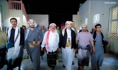 رئيس تنفيذية انتقالي شبوة يؤدي واجب العزاء في وفاة عضو المجلس الاستشاري وكيل وزارة العدل فيصل العولقي